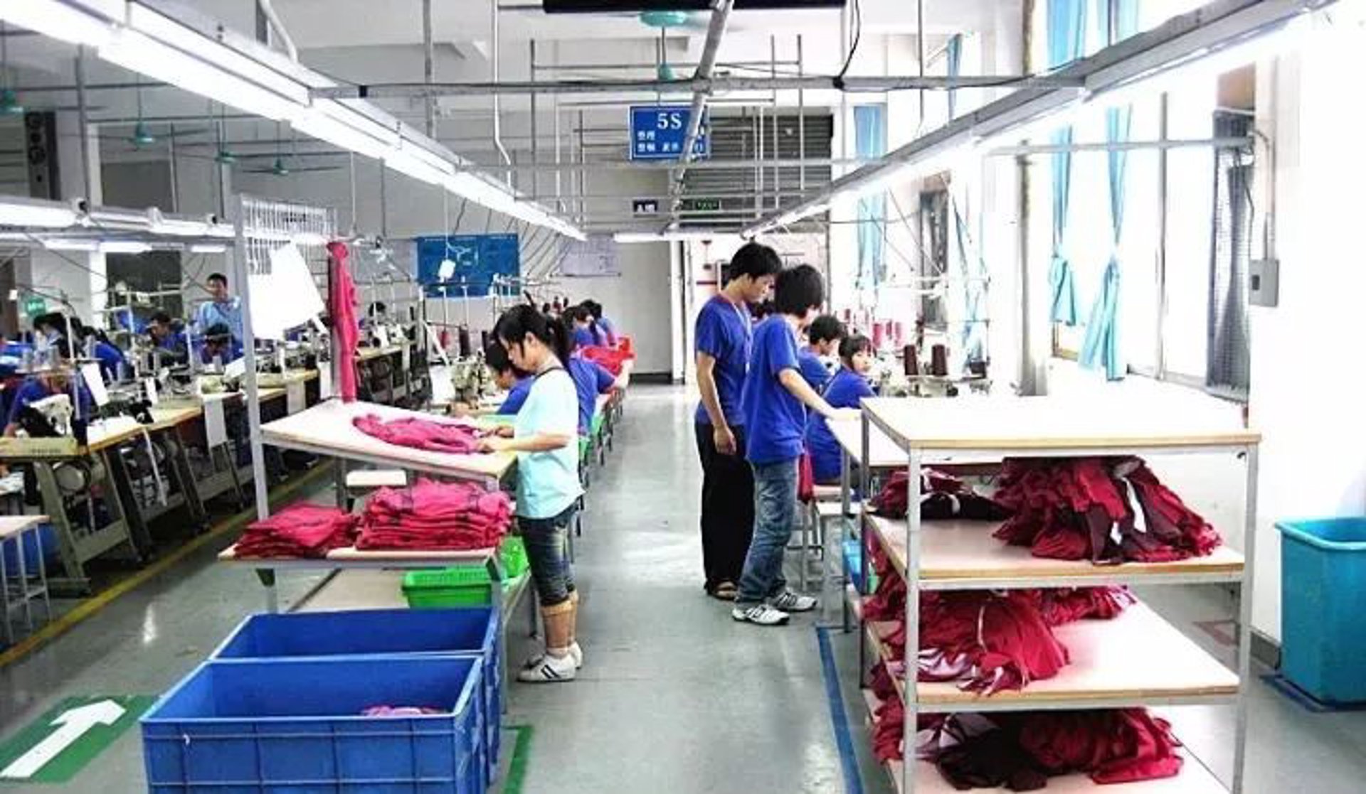 搏派精品服装